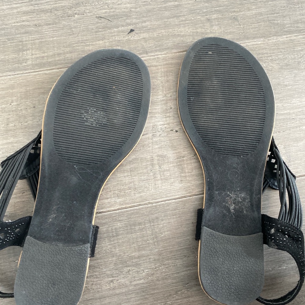 Sandals - Picture 4 of 4